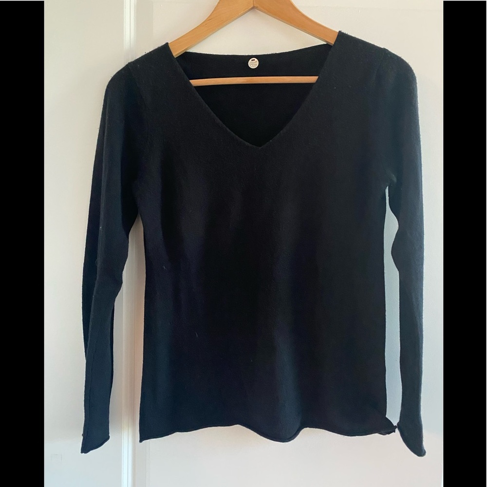 Margaret O’Leary cashmere sweater